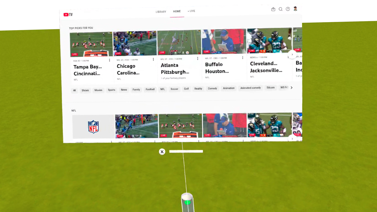 A floating streaming window open over the virtual green, with the putter head visible below it.